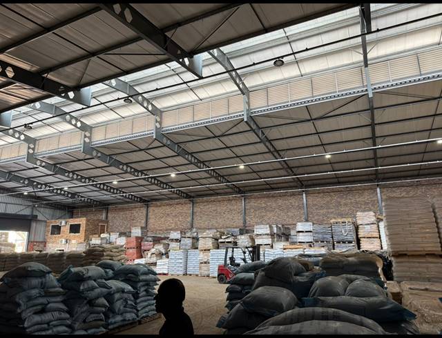 1,800M² WAREHOUSE TO LET IN UMBILO